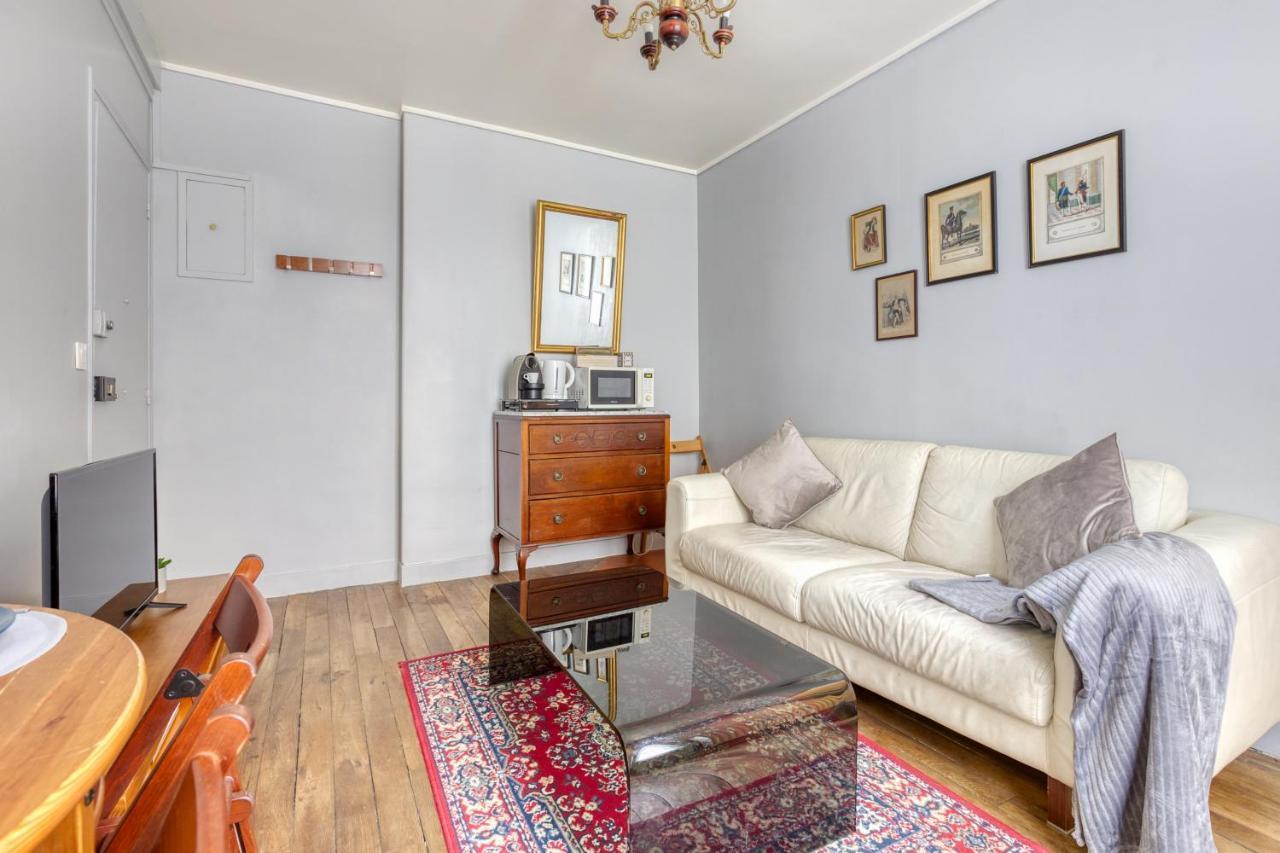 * Le Versaillais*2 Min A Pied Du Chateau Versay Dış mekan fotoğraf