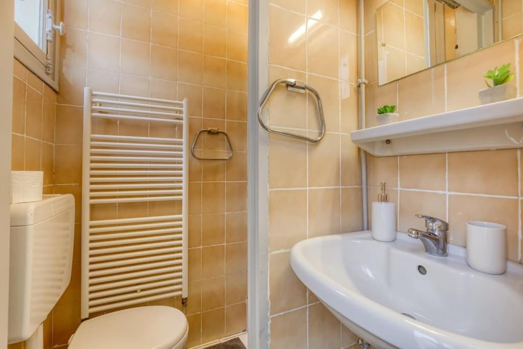 * Le Versaillais*2 Min A Pied Du Chateau Versay Oda fotoğraf